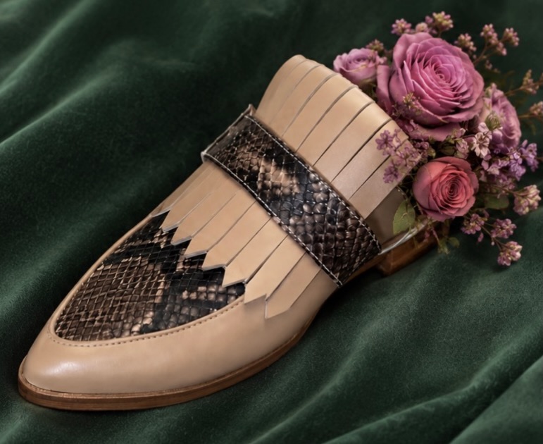 Soft as a prayer ✨ Sharp as instinct 

#avrego #shoes #handmade #leather #madeinportugal
